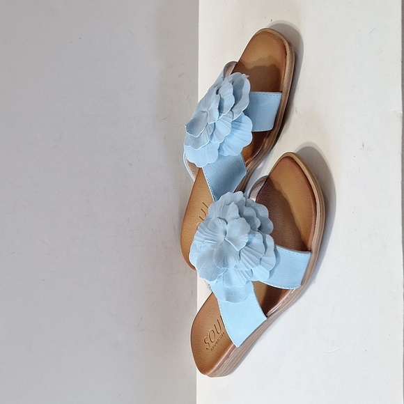 Soul Naturalizer (NEW) Light Blue Joyful Coquette Flower Comfort Sandals Size 7 - Picture 1 of 12